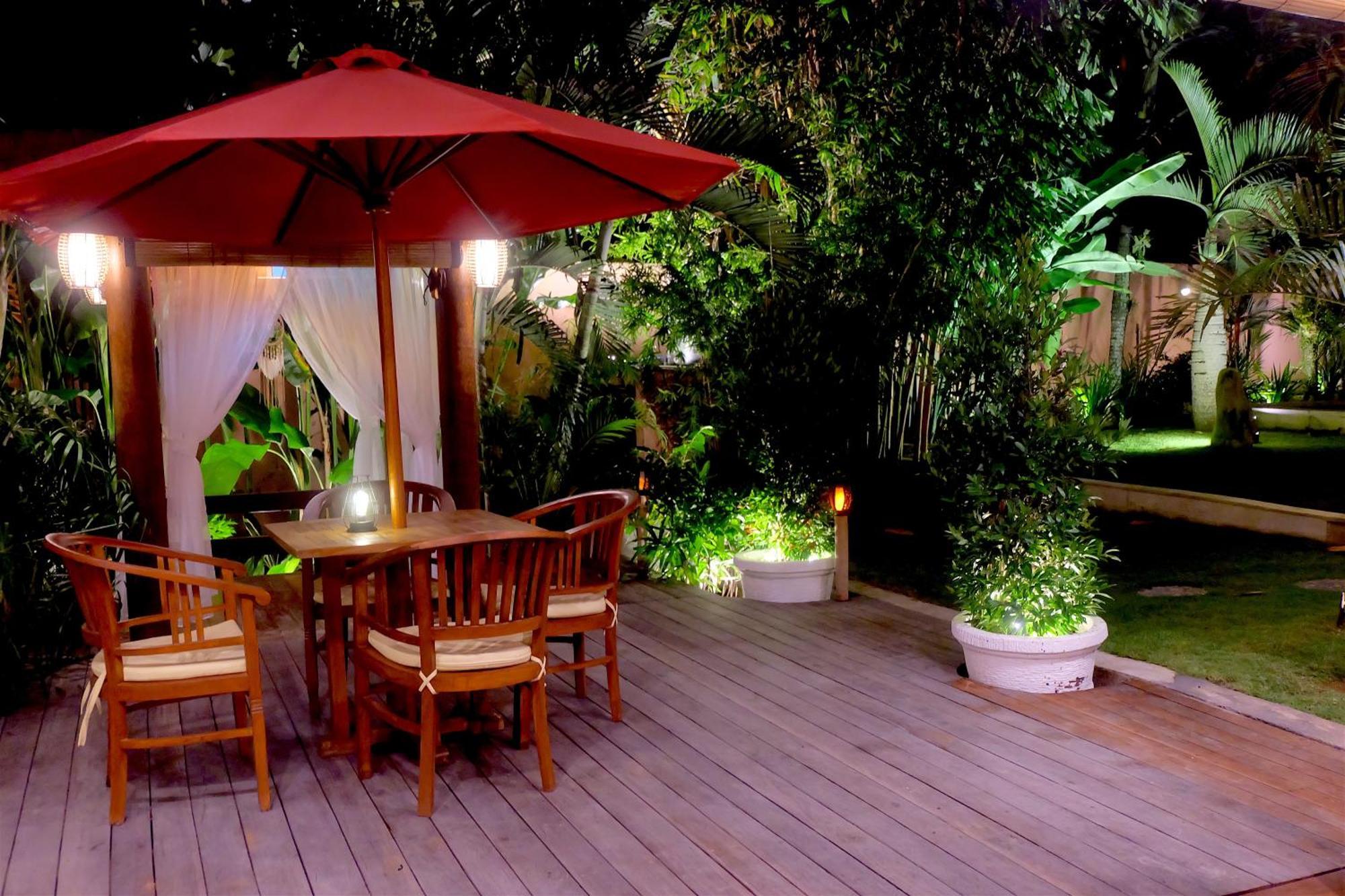 Villa Pilou Boutique Hotel Танах Лот Экстерьер фото