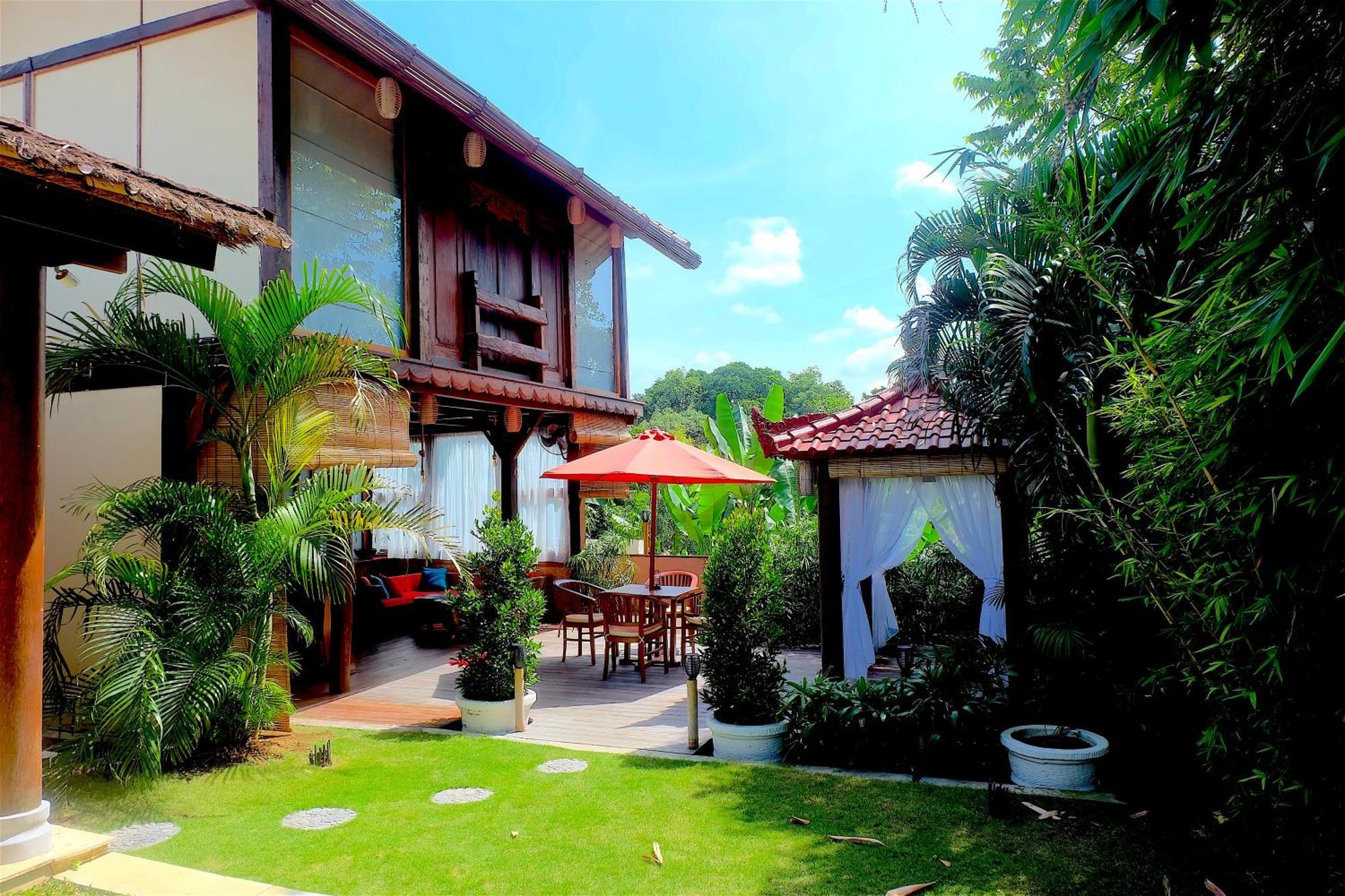 Villa Pilou Boutique Hotel Танах Лот Экстерьер фото